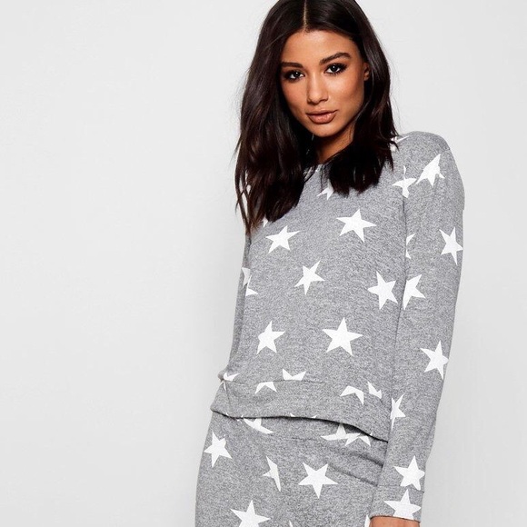 Boohoo Other - BooHoo Heather Gray Star Loungewear Pajama Sweater
